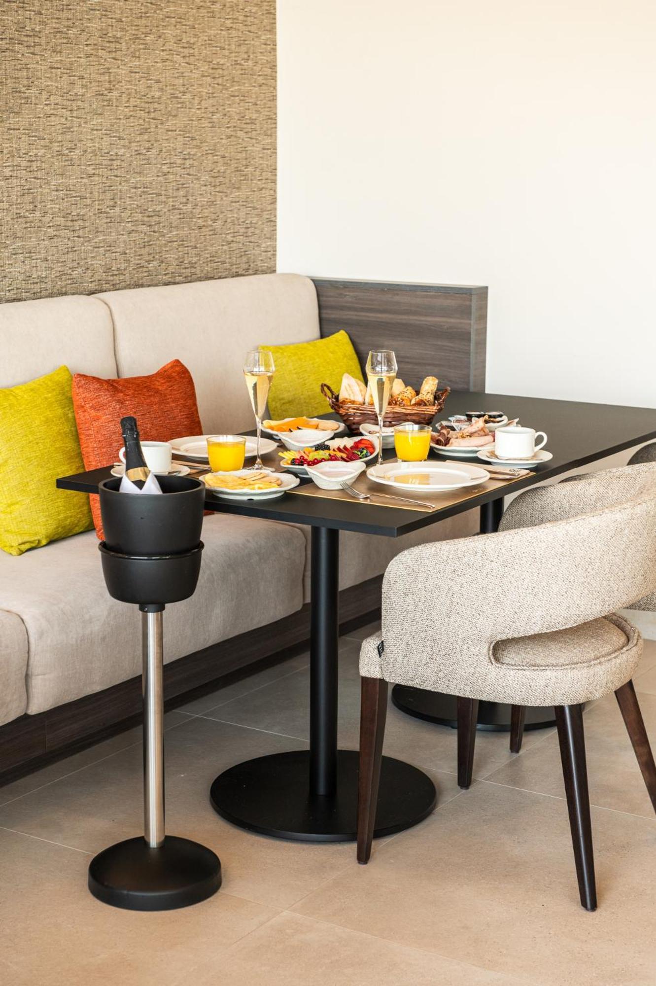 סן מיגל דה אבונה Amarilla Golf Residences מראה חיצוני תמונה